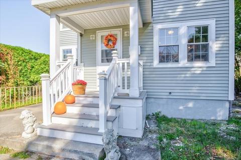 194 Doyle St, Fall River, MA 02723 photo 3
