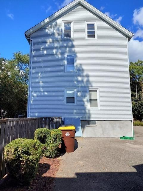 47 Kay St, Fall River, MA 02724 photo 9