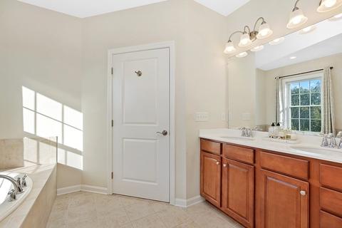 7 Augustus Ct #4007, Reading, MA 01867 photo 17
