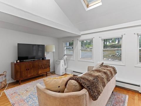 14 Beal St, Canton, MA 02021 photo 9
