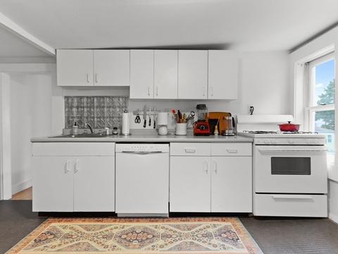 14 Beal St, Canton, MA 02021 photo 4