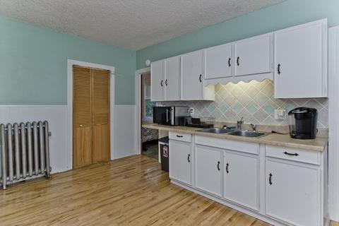 54 Palmer Ave, Springfield, MA 01108 photo 12