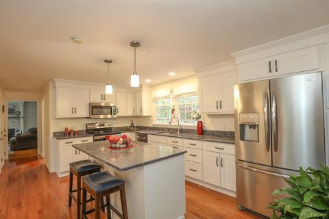 25 Hooksett Rd, Goffstown, NH 03045 photo 6