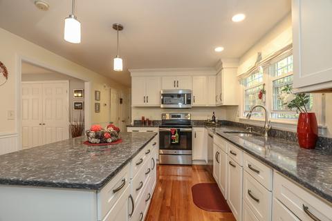 25 Hooksett Rd, Goffstown, NH 03045 photo 11