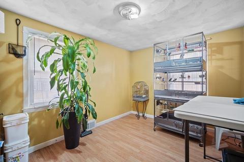 72 Curve St, Springfield, MA 01104 photo 7