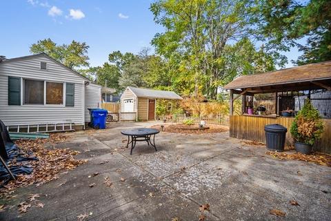 72 Curve St, Springfield, MA 01104 photo 14