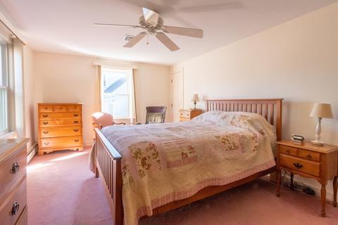 238 Great Plain Ave, Needham, MA 02492 photo 9