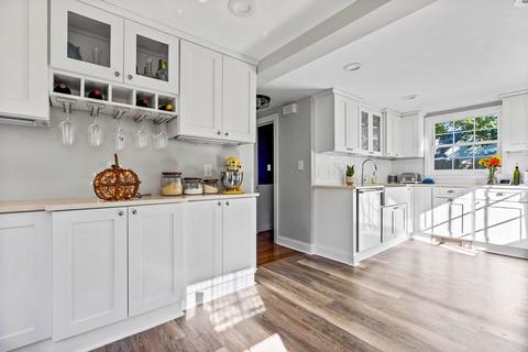 21 Bradley Woods, Hingham, MA 02043 photo 5