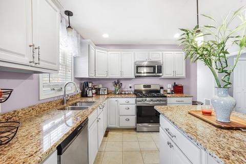 146 Newton St, Fall River, MA 02721 photo 6
