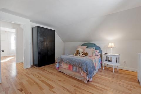 15 Wetherbee Ave, Lowell, MA 01852 photo 12