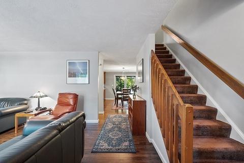 9 Deer Path #4, Maynard, MA 01754 photo 6