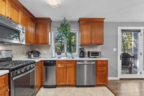 9 Deer Path #4, Maynard, MA 01754 photo 11