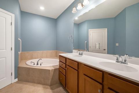 36 Augustus Ct #4010, Reading, MA 01867 photo 19