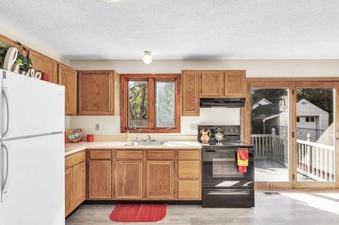 224 White St, Springfield, MA 01108 photo 5