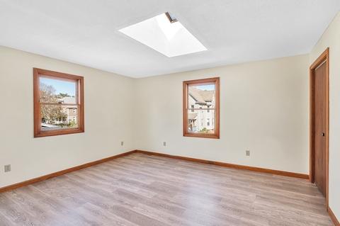 224 White St, Springfield, MA 01108 photo 23