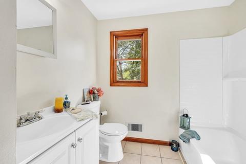 224 White St, Springfield, MA 01108 photo 3