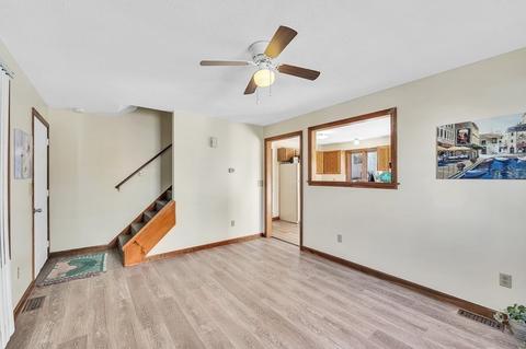 224 White St, Springfield, MA 01108 photo 8