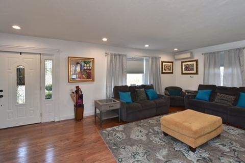 145 Walnut St, Framingham, MA 01702 photo 9
