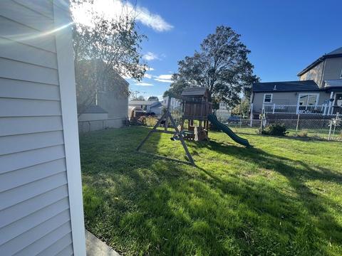 39 Salisbury St, Fall River, MA 02724 photo 2