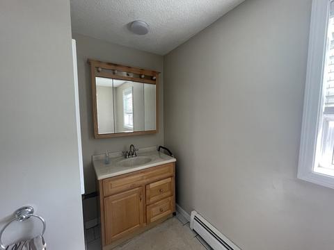 39 Salisbury St, Fall River, MA 02724 photo 11