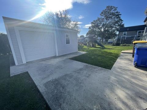 39 Salisbury St, Fall River, MA 02724 photo 4
