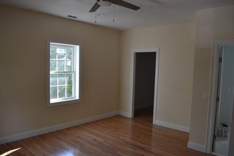21 Carleton St, Worcester, MA 01603 photo 8