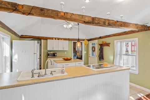92 Main St, Townsend, MA 01469 photo 8
