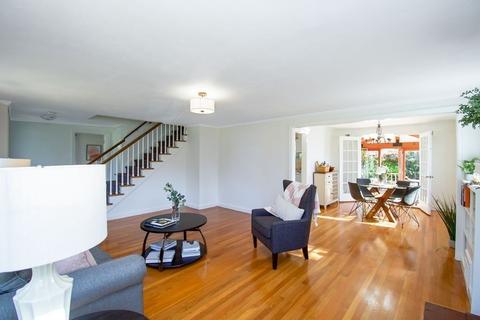 1463 Plumtree Rd, Springfield, MA 01119 photo 6