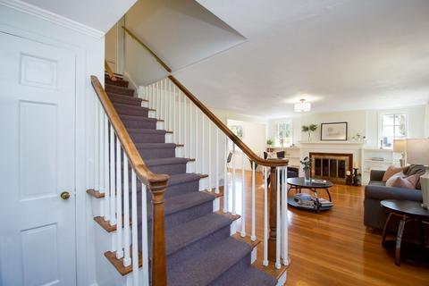 1463 Plumtree Rd, Springfield, MA 01119 photo 3