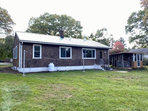 13 Winthrop St, Walpole, MA 02081 photo 9