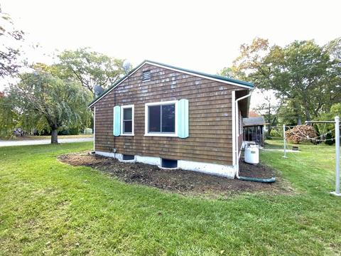 13 Winthrop St, Walpole, MA 02081 photo 6