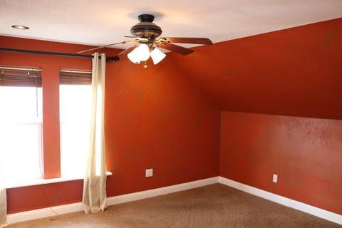 27 Reed St, Springfield, MA 01109 photo 13