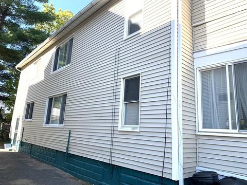 246 College St, Springfield, MA 01109 photo 3
