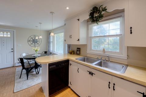 15 Drexel St, Worcester, MA 01602 photo 8