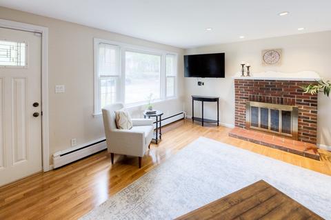 15 Drexel St, Worcester, MA 01602 photo 13