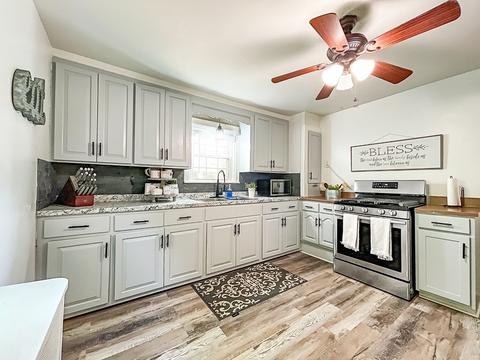 1357 Sumner Ave, Springfield, MA 01118 photo 8