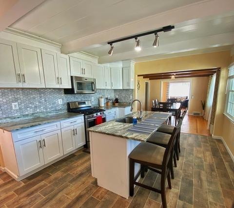 292 Frontenac St, Chicopee, MA 01020 photo 6