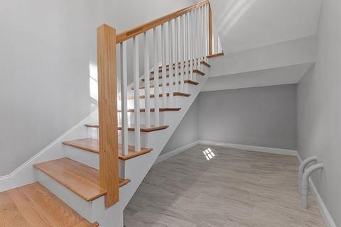 14 Scott St #3, Gloucester, MA 01930 photo 27