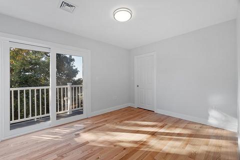 14 Scott St #3, Gloucester, MA 01930 photo 13