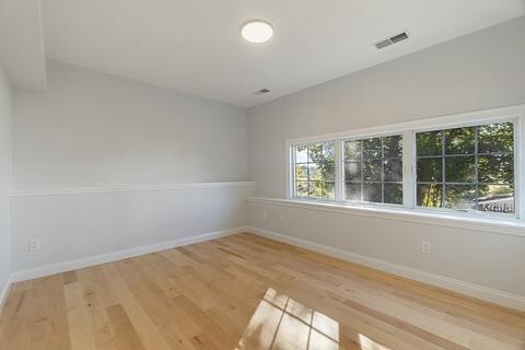 14 Scott St #1, Gloucester, MA 01930 photo 12