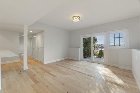 14 Scott St #1, Gloucester, MA 01930 photo 7