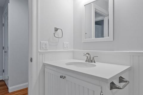 14 Scott St #2, Gloucester, MA 01930 photo 7