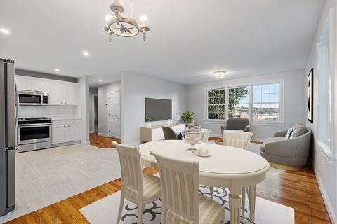 14 Scott St #2, Gloucester, MA 01930 photo 2