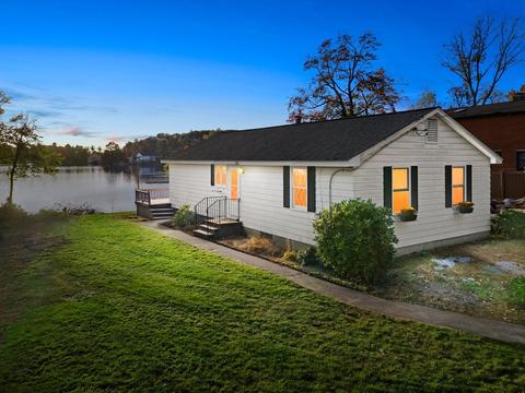 39 Taft Ave, Mendon, MA 01756 photo 6