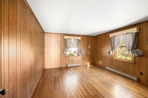 39 Taft Ave, Mendon, MA 01756 photo 17