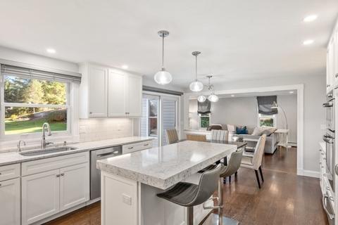 6 Heritage Ln, Canton, MA 02021 photo 8