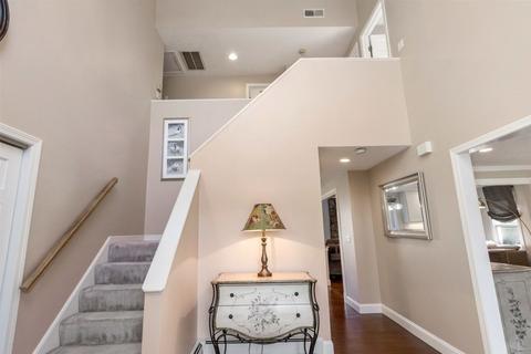 6 Heritage Ln, Canton, MA 02021 photo 3