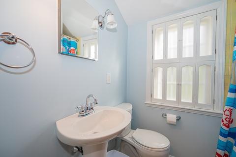 8 Chatanika Ave, Worcester, MA 01602 photo 25
