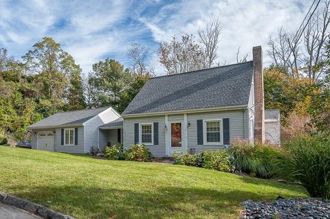 8 Chatanika Ave, Worcester, MA 01602 photo 1