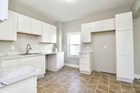 52 Mulberry St, Springfield, MA 01105 photo 5